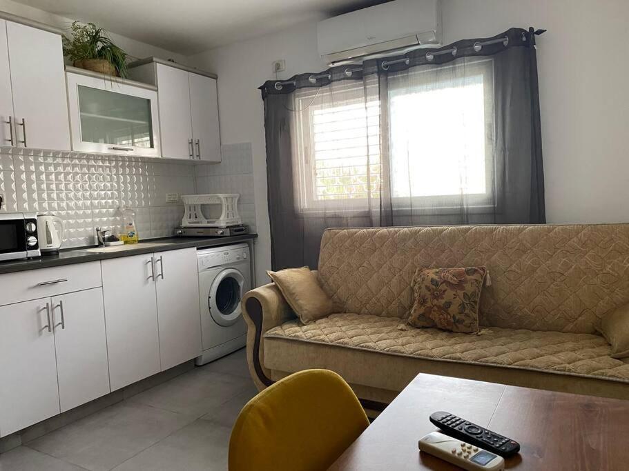 Advance Comfort Beersheba Esterno foto